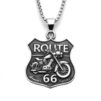Collier pendentif Johnny Hallyday - Route 66 2 | Johnny Hallyday Fanclub