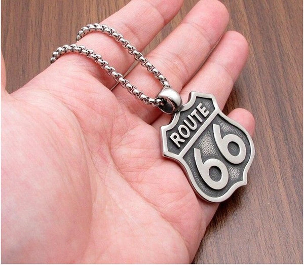 Collier pendentif Johnny Hallyday - Route 66 | Johnny Hallyday Fanclub