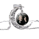 Collier pendentif Lune Johnny Hallyday - Photo 16 modèles | Johnny Hallyday Fanclub