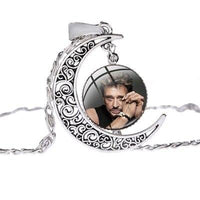 Collier pendentif Lune Johnny Hallyday - Photo 16 modèles | Johnny Hallyday Fanclub