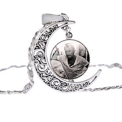 Collier pendentif Lune Johnny Hallyday - Photo 16 modèles | Johnny Hallyday Fanclub