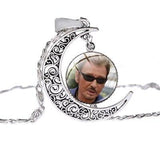 Collier pendentif Lune Johnny Hallyday - Photo 16 modèles | Johnny Hallyday Fanclub