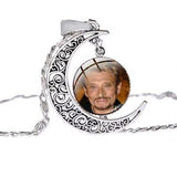 Collier pendentif Lune Johnny Hallyday - Photo 16 modèles | Johnny Hallyday Fanclub
